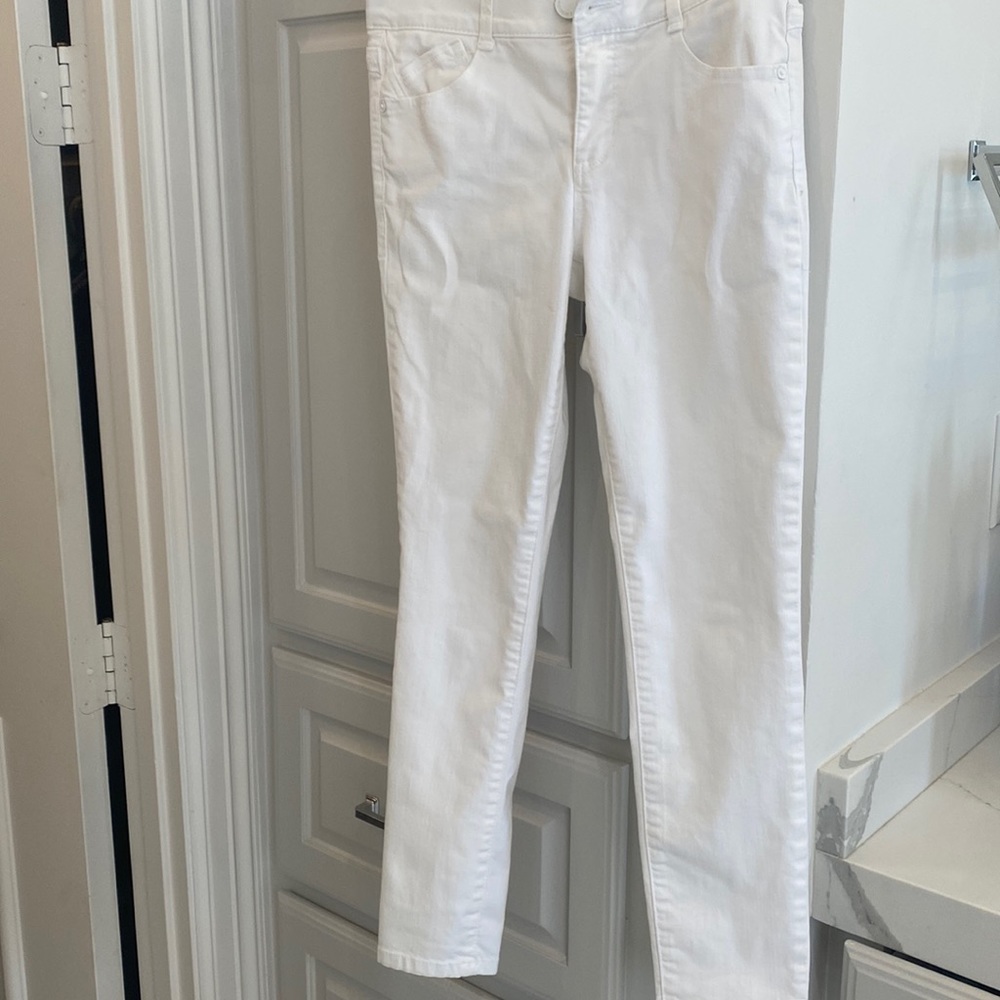 White skinny pants